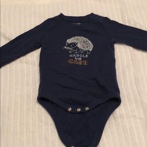 Baby Gap long sleeve hedgehog onesie 🦔 6-12m